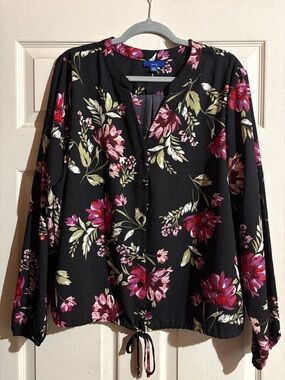 Apt. 9 Black Floral Tie-Hem Blouse with Pink Blooms